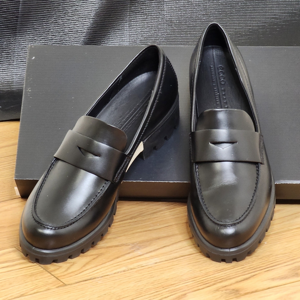 Ecco ModTray Women's Black Leather Penny Loafer Size 41EU/10-10.5US - Picture 2 of 13